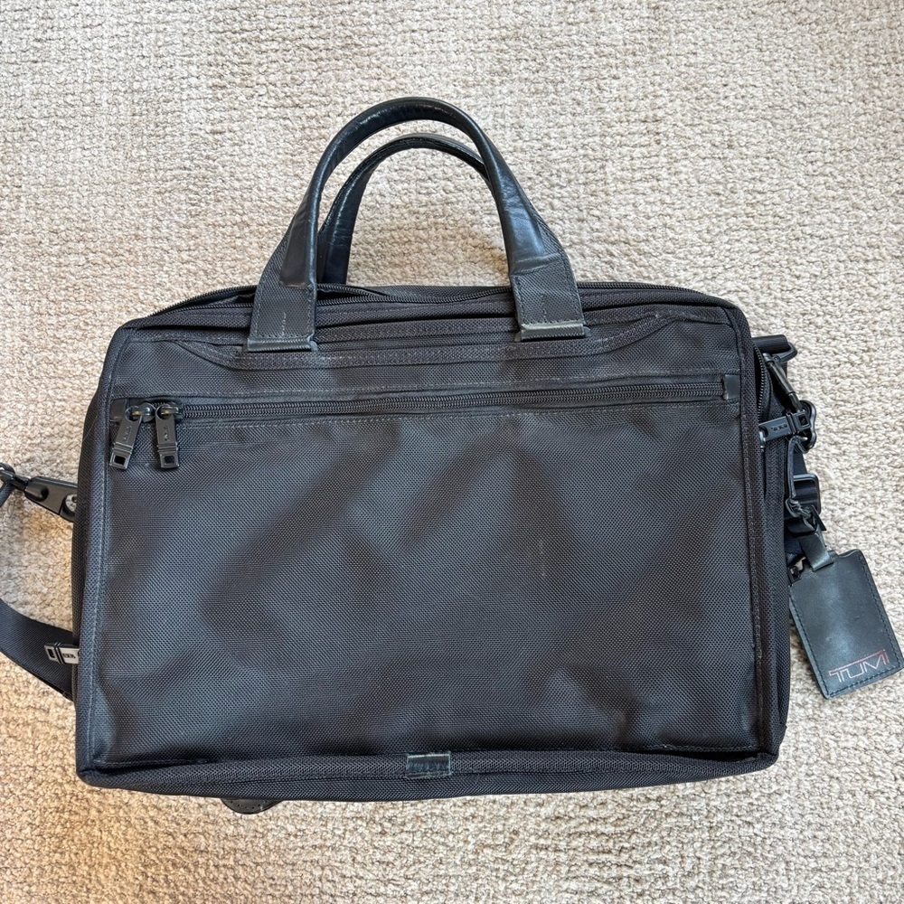 Tumi Black Alpha Expandable Briefcase - Picture 6 of 7
